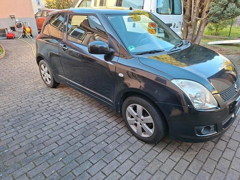Gebraucht Suzuki Swift 92 PS (67 kW) 2008 Schwarz Kleinwagen