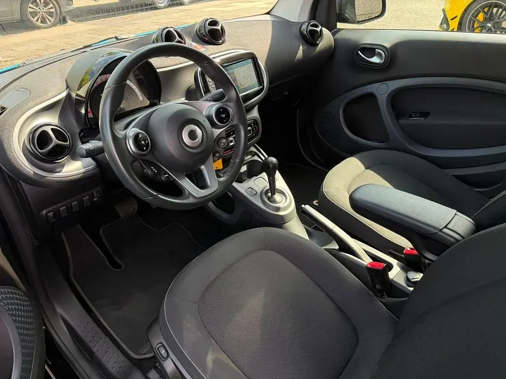 Gebraucht Smart ForTwo Cabrio Passion 90 PS (66 kW) 2019 Blau Cabrio