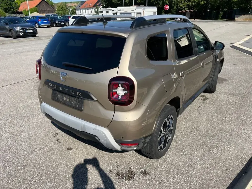 Gebraucht Dacia Duster Prestige 101 PS (74 kW) 2020 Beige SUV