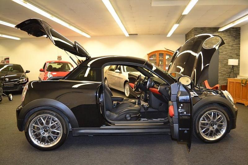 Schwarz Gebraucht 2014 Mini Cooper S Kleinwagen | 9.998 € (Etwas zu teuer) - Bild 1/4