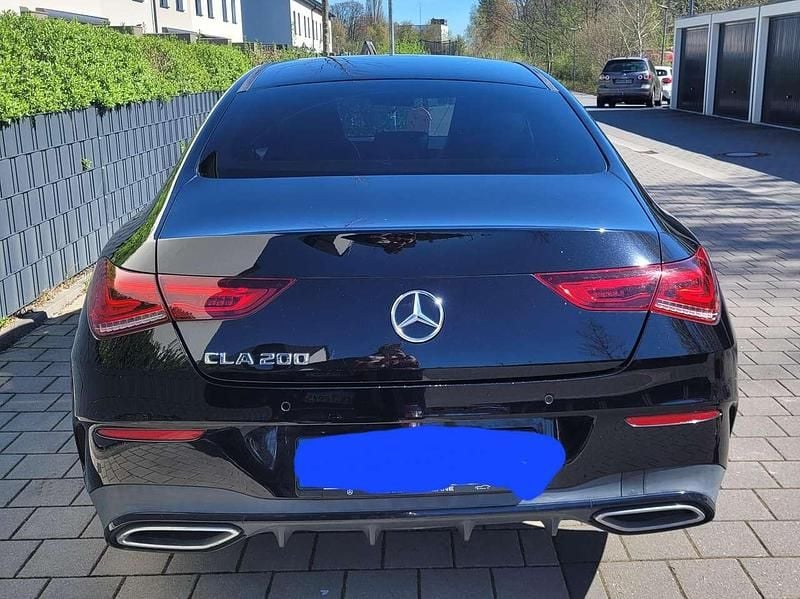 Gebraucht Mercedes CLA200 163 PS (119 kW) 2020 Schwarz Coupé