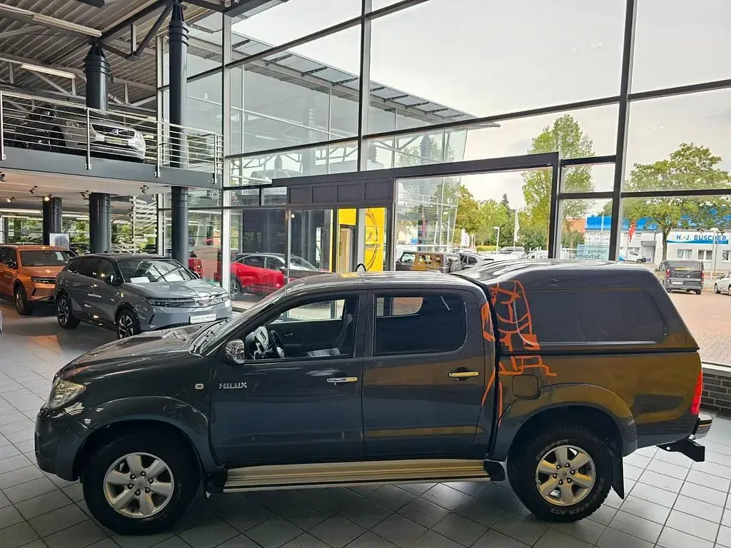 Gebraucht Toyota HiLux Executive 171 PS (125 kW) 2011 Grau Pickup