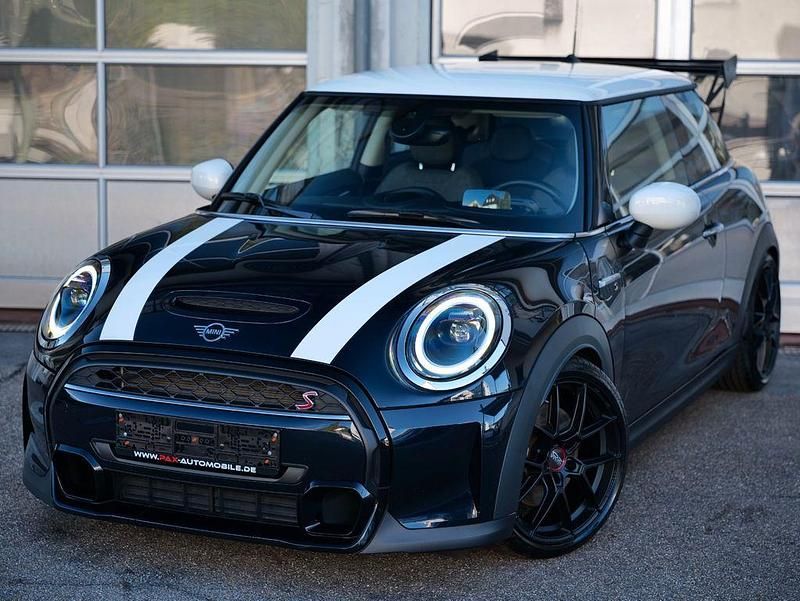 Schwarz Gebraucht 2021 Mini Cooper S Classic Kleinwagen | 23.800 € (Guter Preis) - Bild 1/4