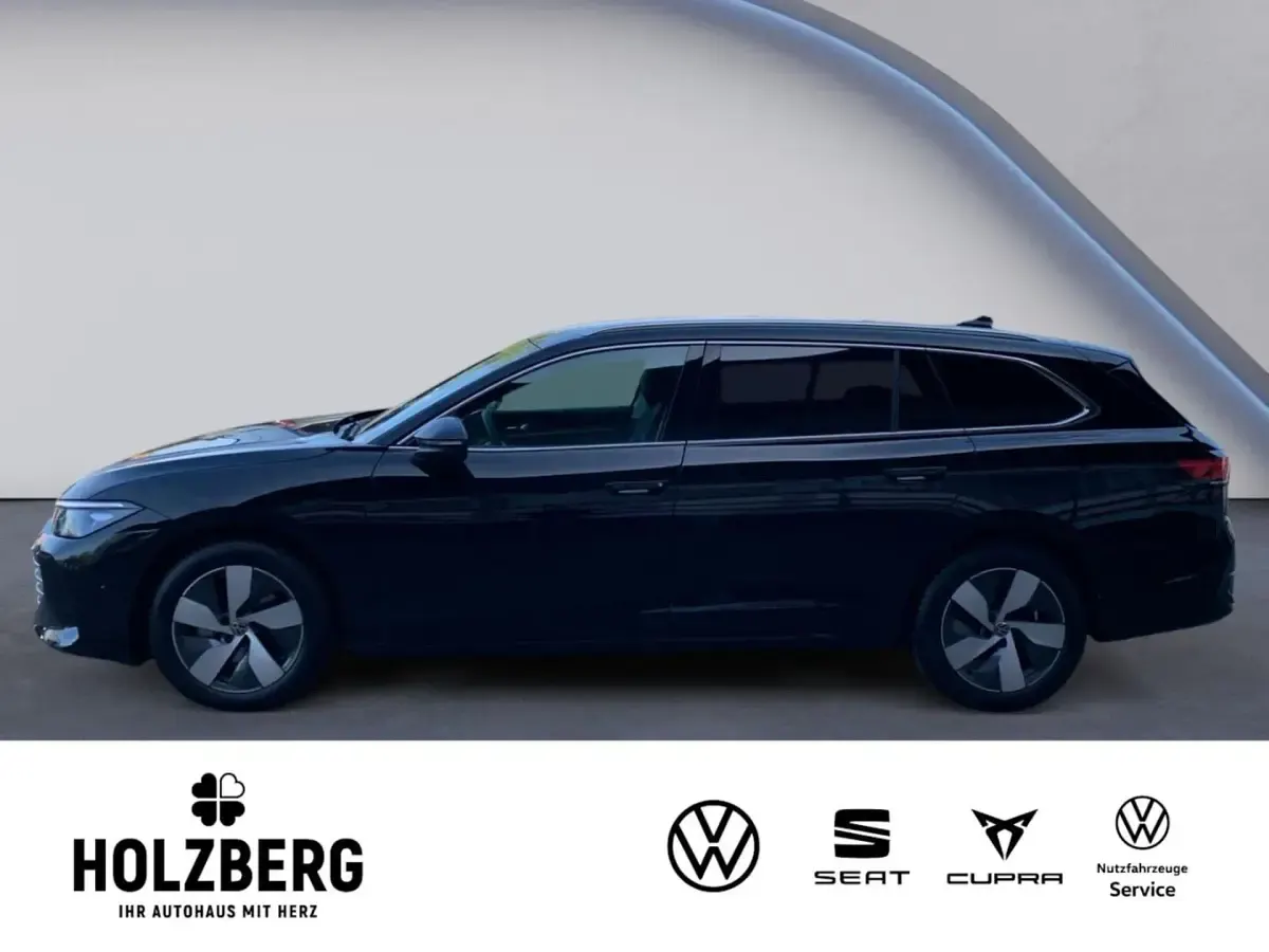 Gebraucht VW Passat Business 150 PS (110 kW) 2025 Schwarz Limousine