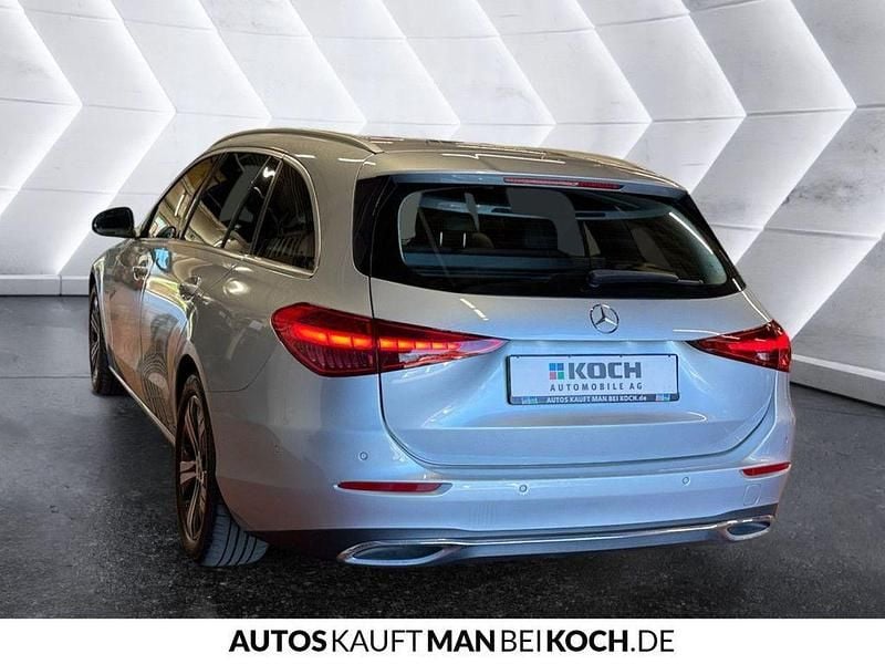 Gebraucht Mercedes C200 Avantgarde 204 PS (150 kW) 2021 Grau Kombi