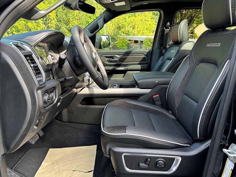 Gebraucht Dodge Ram 420 PS (308 kW) 2024 Diamond black Abholung