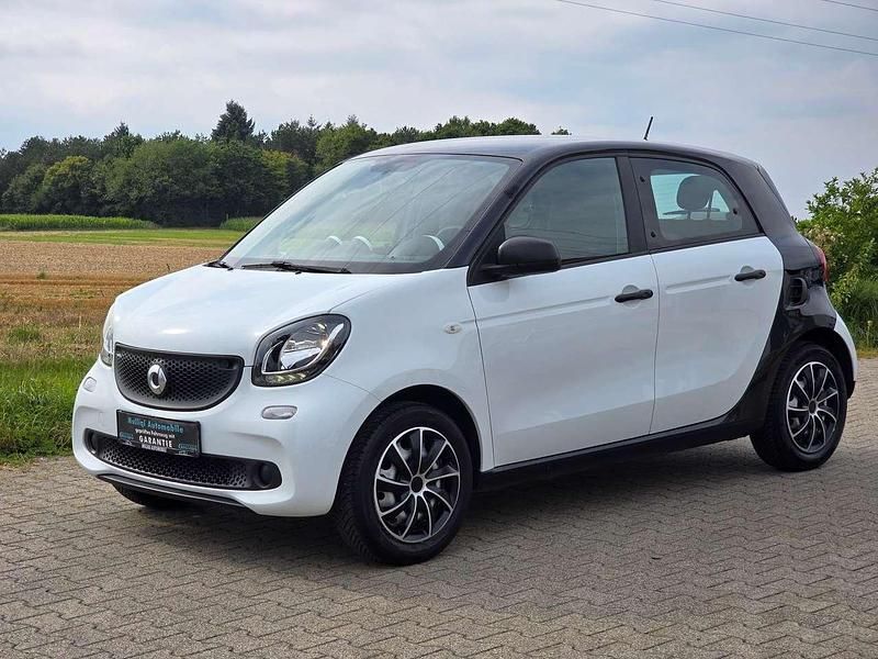 Weiß Gebraucht 2016 Smart ForFour Basis Kleinwagen | 6.490 € (Fairer Preis) - Bild 1/4