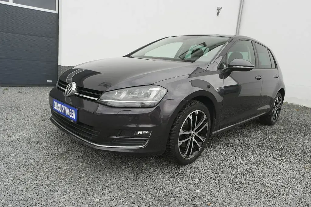 Gebraucht VW Golf VII LOUNGE 110 PS (80 kW) 2015 Grau Limousine