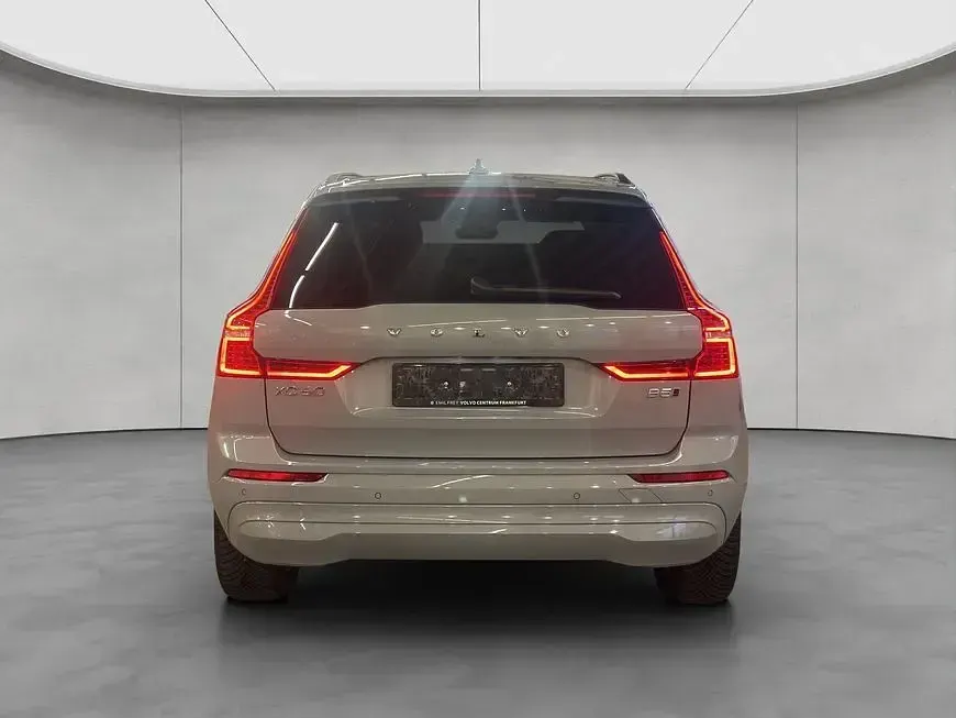 Gebraucht Volvo XC60 Core 250 PS (183 kW) 2025 Grau SUV