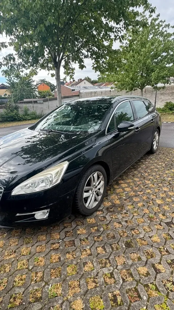 Gebraucht Peugeot 508 140 PS (102 kW) 2011 Schwarz Kombi