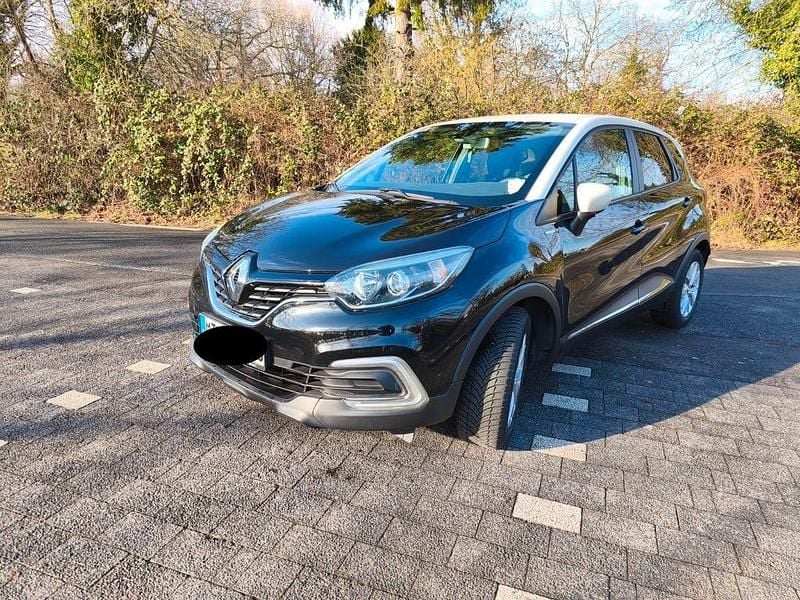 Schwarz Gebraucht 2018 Renault Captur LIMITED SUV | 8.500 € (Superpreis) - Bild 1/4