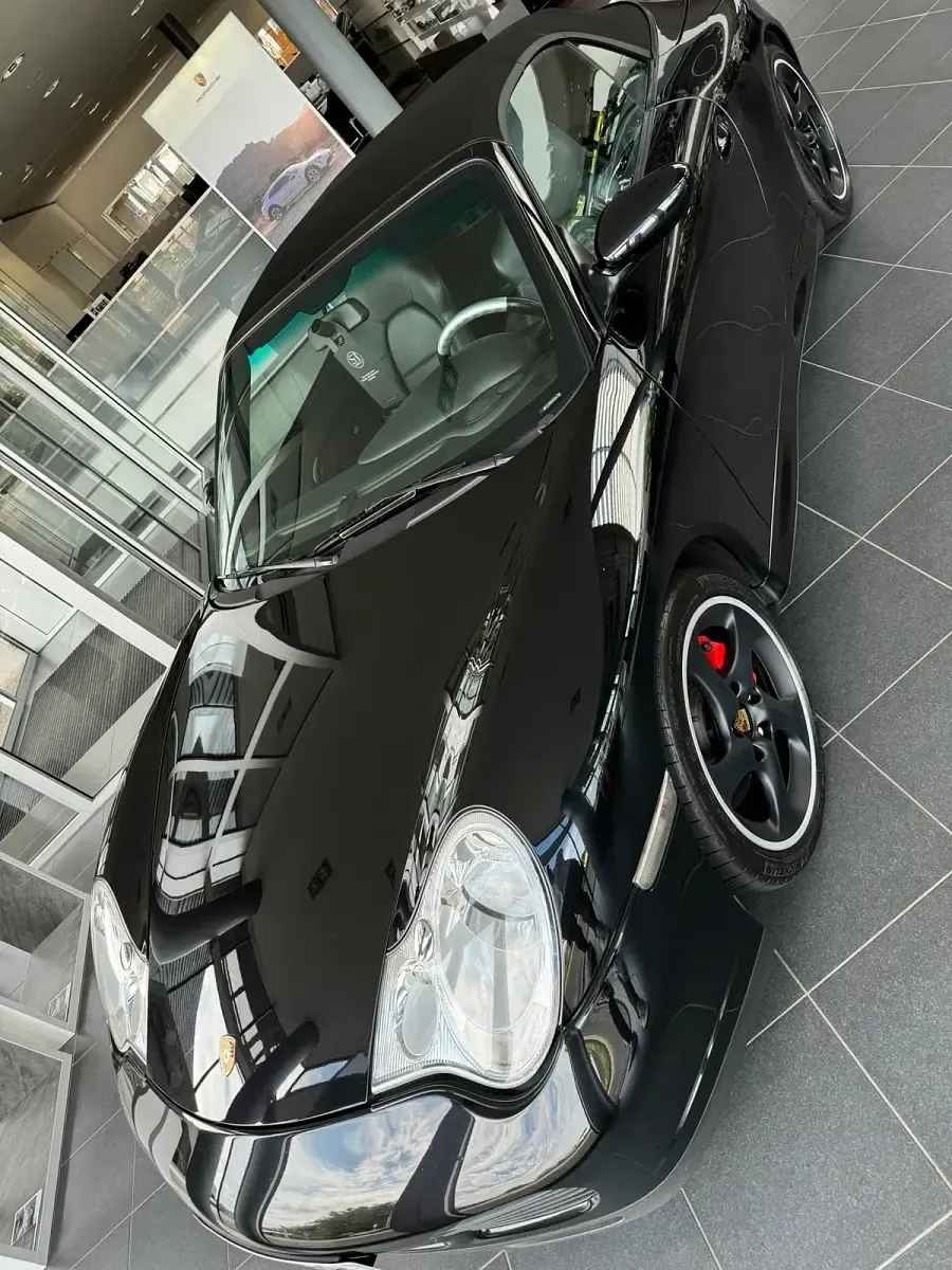 Używany Porsche 996 320 KM (235 kW) 2003 Czarny Kabriolet