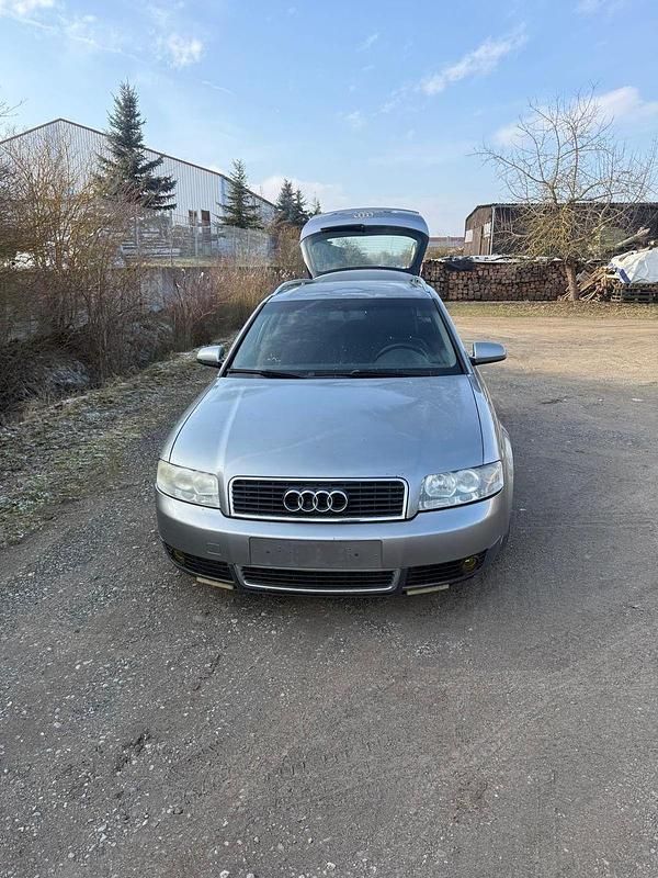 Gebraucht Audi A4 179 PS (131 kW) 2002 Grau Kombi