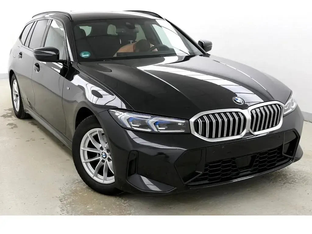 Gebraucht BMW 320 M Sport 184 PS (135 kW) 2025 Black saphir Kombi