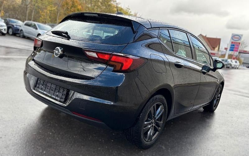 Gebraucht Opel Astra 122 PS (89 kW) 2020 Schwarz Limousine