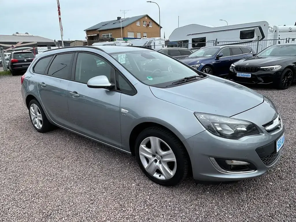 Gebraucht Opel Astra Active 140 PS (102 kW) 2013 Silber Kombi