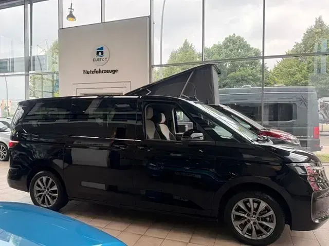 Gebraucht VW Multivan Life 177 PS (130 kW) 2025 Schwarz Van / Kleinbus