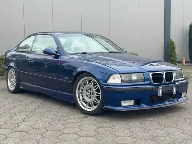Second-hand BMW M3 Performance 286 CP (210 kW) 1994 Albastru Coupe