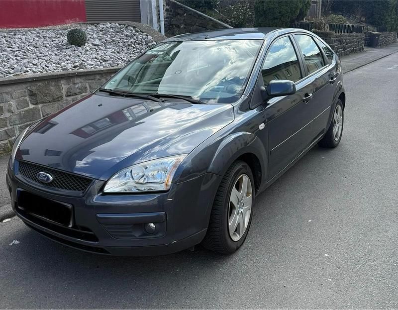 Second-hand Ford Focus 102 CP (75 kW) 2007 Gri Hatchback