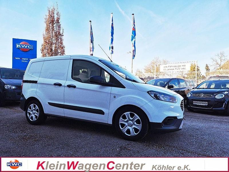 Gebraucht Ford Transit Trend 101 PS (74 kW) 2020 Weiß Van / Kleinbus