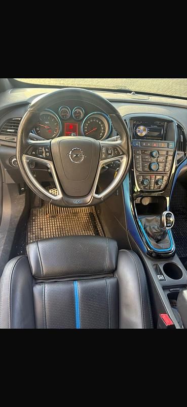 Gebraucht Opel Astra OPC 280 PS (205 kW) 2013 Blau Coupé