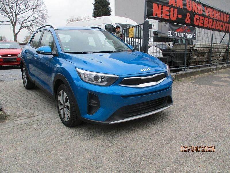 Gebraucht Kia Stonic Vision 101 PS (74 kW) 2024 Blau SUV