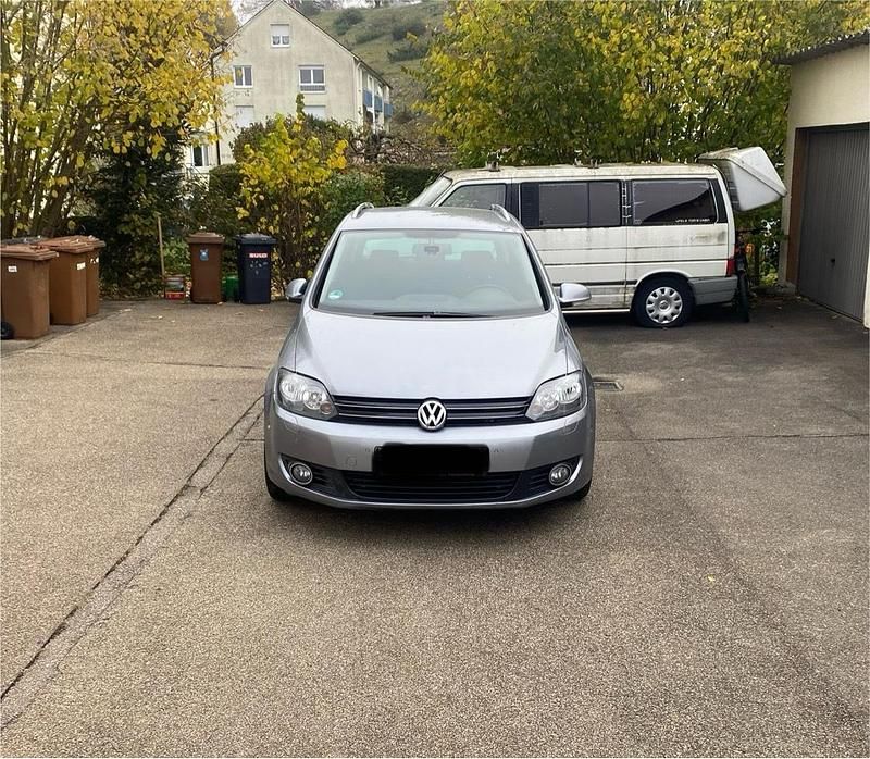 Grau Gebraucht 2011 VW Golf Plus Cross Van / Kleinbus | 5.999 € (Fairer Preis) - Bild 1/4