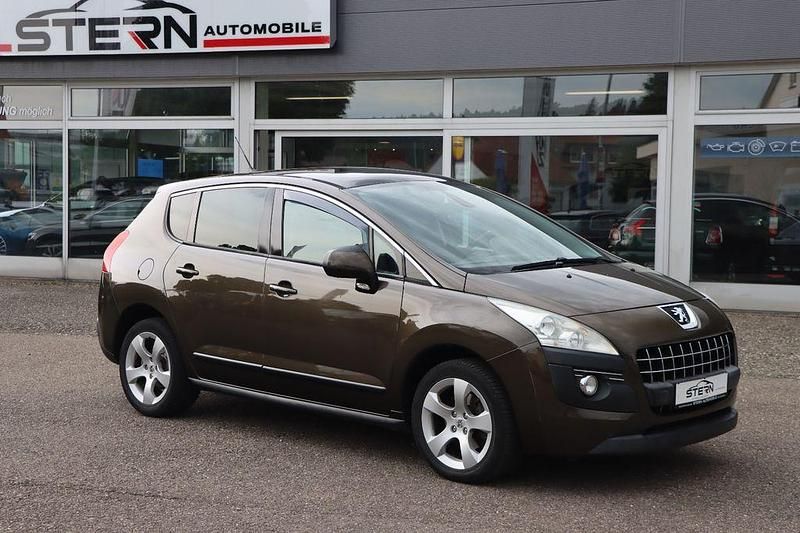 Braun Gebraucht 2012 Peugeot 3008 Business-Line SUV | 3.490 € (Superpreis) - Bild 1/4