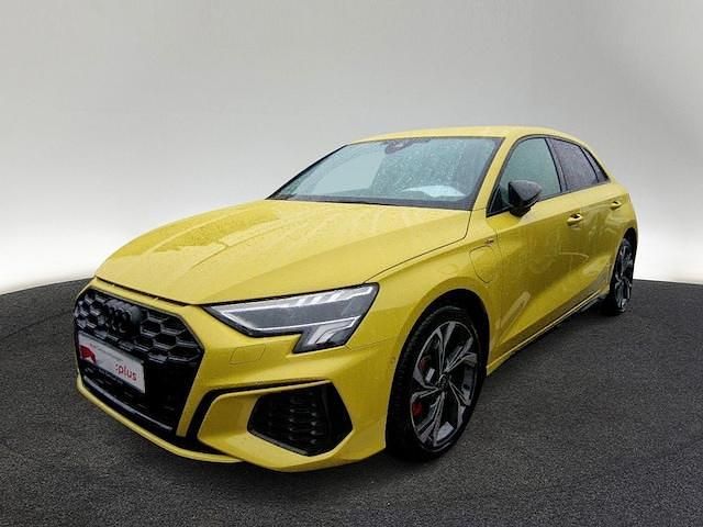 Gebraucht Audi A3 Sportback e-tron S-Line 245 PS (180 kW) 2023 Pythongelb metallic Kleinwagen