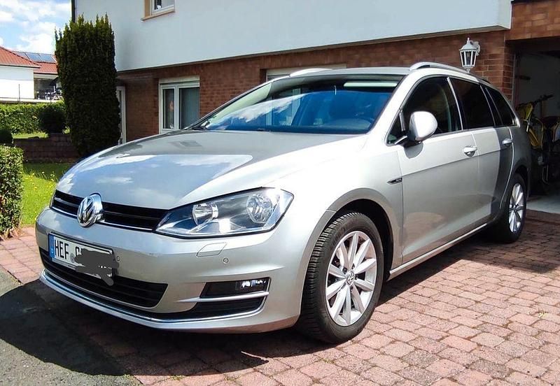 Silber Gebraucht 2016 VW Golf VII LOUNGE Kombi | 10.400 € (Fairer Preis) - Bild 1/4