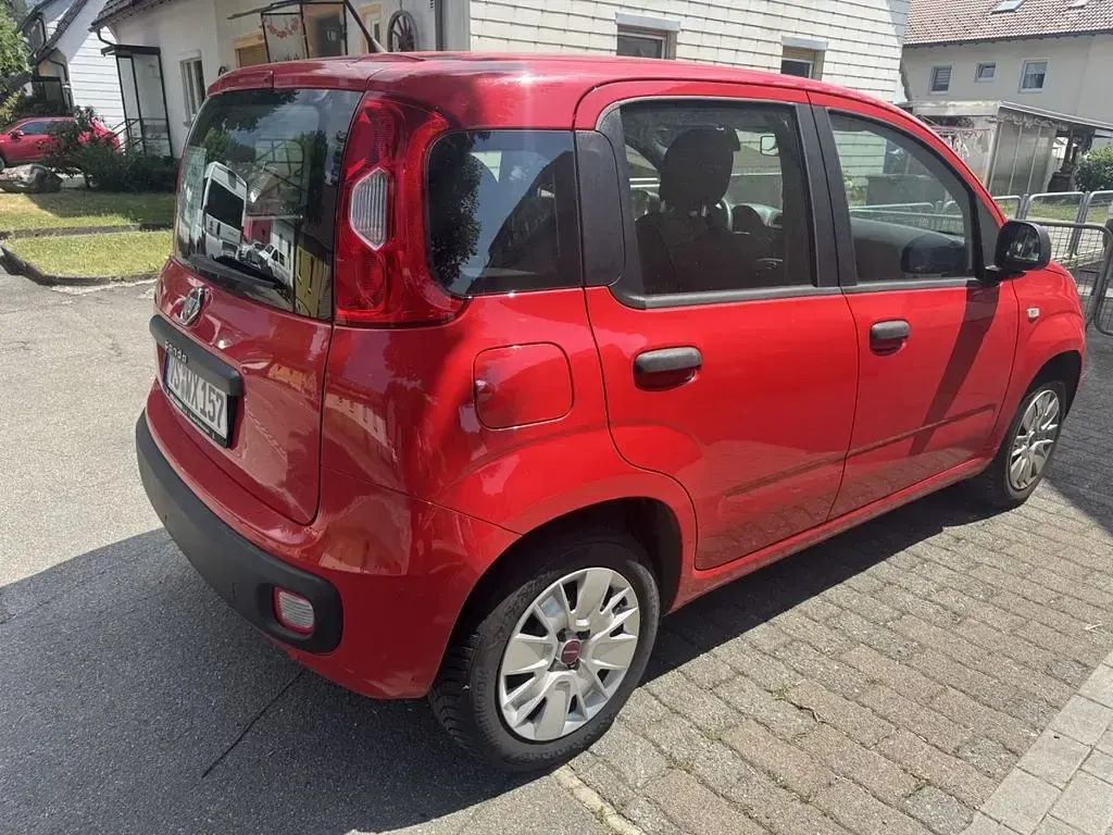 Gebraucht Fiat Panda Lounge 69 PS (50 kW) 2017 Rot Kleinwagen