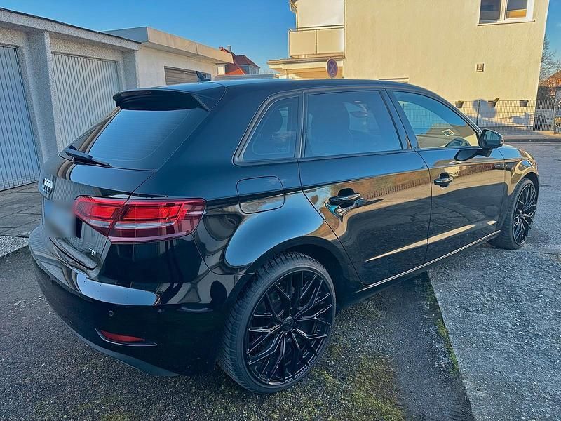 Gebraucht Audi A3 110 PS (80 kW) 2016 Schwarz Kombi