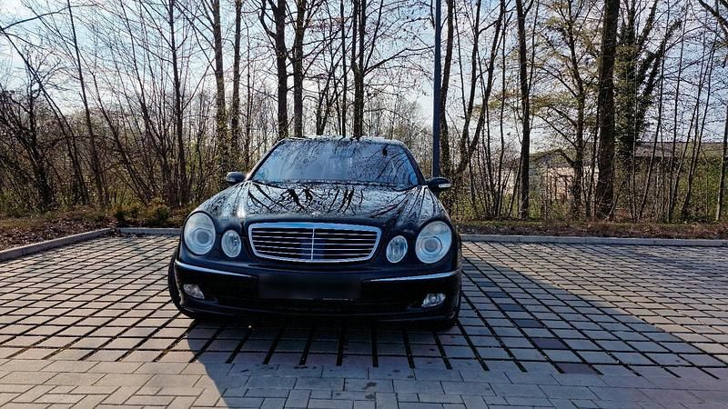 Gebraucht Mercedes E500 306 PS (225 kW) 2005 Schwarz Limousine