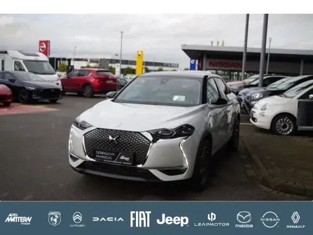 Weiß Gebraucht 2019 DS Automobiles DS3 SUV | 18.989 € (Teuer) - Bild 1/4