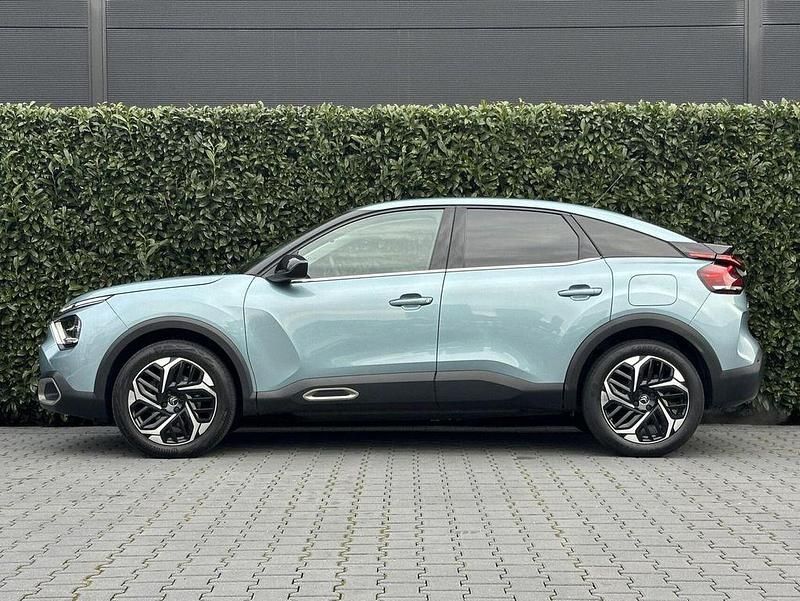 Gebraucht Citroën C4 Feel 131 PS (96 kW) 2021 Blau Limousine