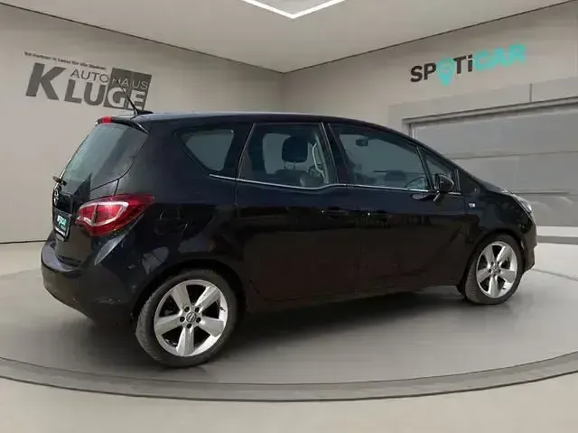 Gebraucht Opel Meriva Innovation 140 PS (102 kW) 2014 Schwarz Van / Kleinbus