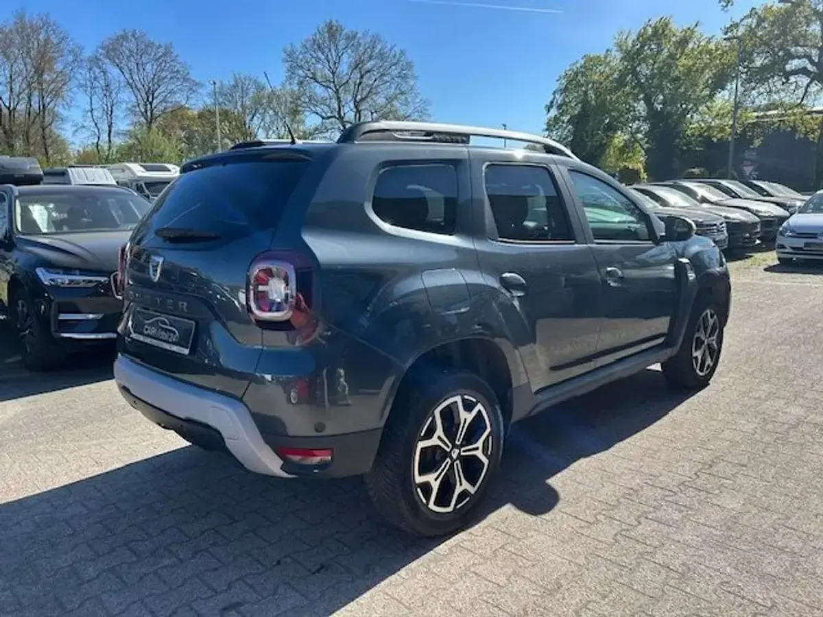 Używany Dacia Duster Prestige 101 KM (74 kW) 2020 Szary SUV