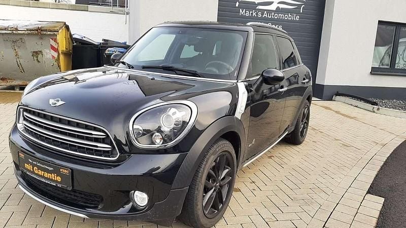 Schwarz Gebraucht 2016 Mini Cooper Countryman SUV | 15.199 € (Etwas zu teuer) - Bild 1/4