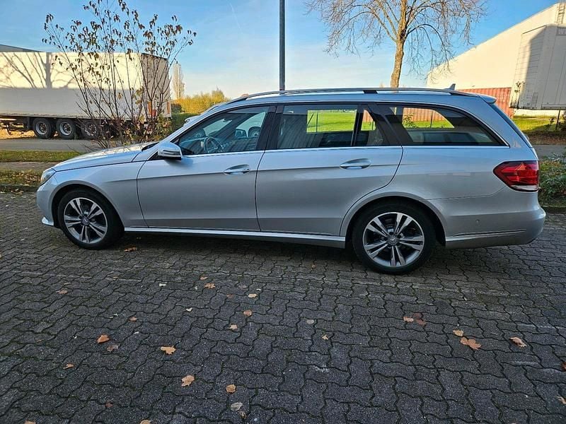 Gebraucht Mercedes 220 2014 Silber Kombi