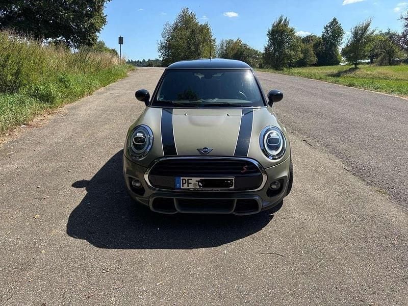 Grau Gebraucht 2020 Mini Cooper Kleinwagen | 19.500 € (Fairer Preis) - Bild 1/4