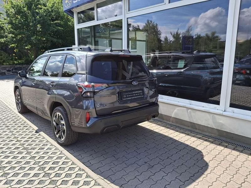 Gebraucht Subaru Forester Exclusive+ 136 PS (100 kW) 2025 Magnetite gray SUV