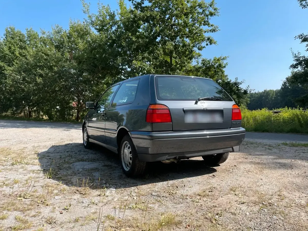 Gebraucht VW Golf III 75 PS (55 kW) 1996 Kleinwagen