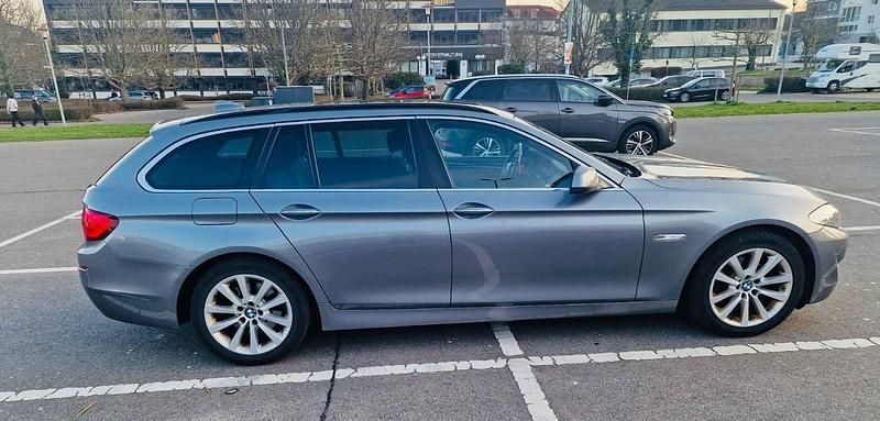 Gebraucht BMW 520 184 PS (135 kW) 2010 Grau Kombi