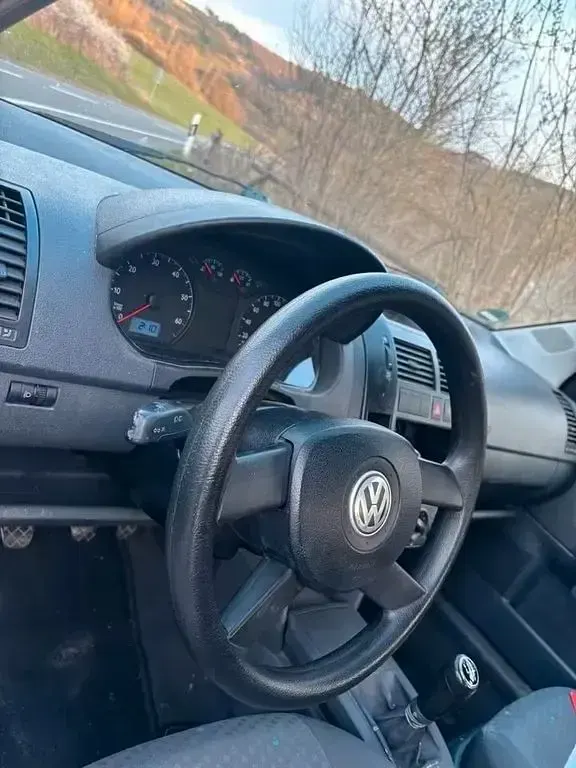 Gebraucht VW Polo 64 PS (47 kW) 2002 Silber Limousine
