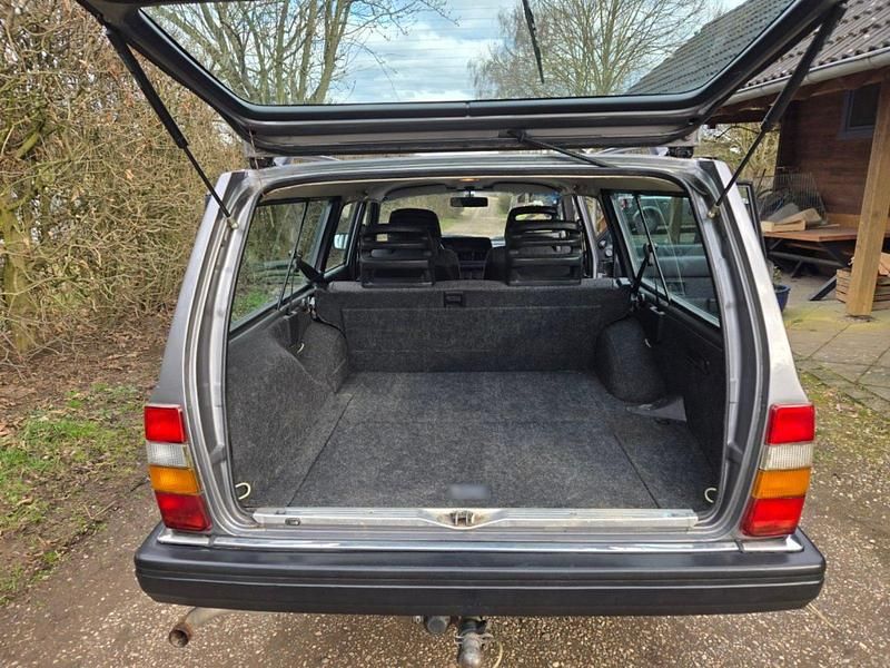 Gebraucht Volvo 240 115 PS (84 kW) 1992 Grau Kombi