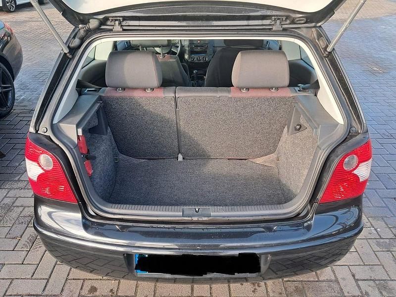 Gebraucht VW Polo Basis 75 PS (55 kW) 2002 Schwarz Limousine