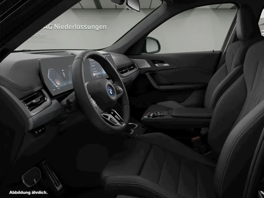 Gebraucht BMW iX1 Performance 200 kW (272 PS) 2023 Schwarz SUV