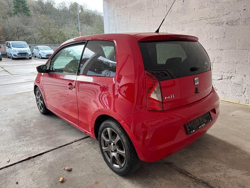 Gebraucht Seat Mii Style 75 PS (55 kW) 2012 Rot Kleinwagen