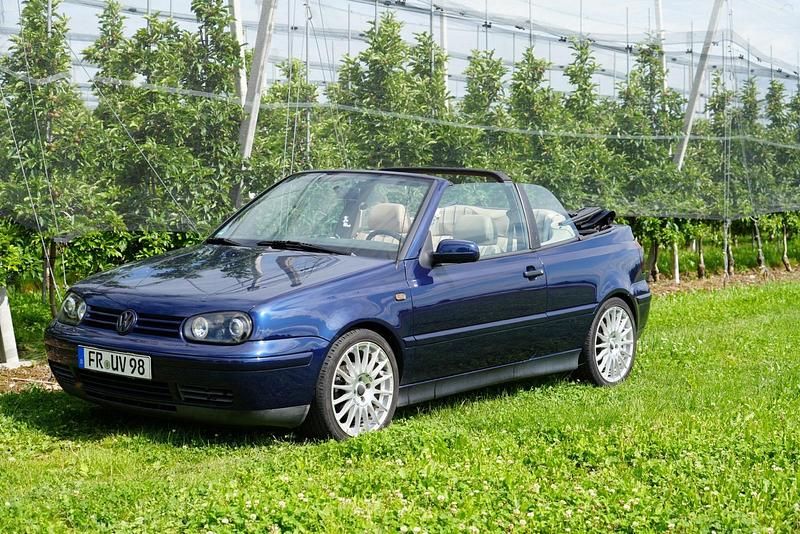 Blau Gebraucht 1998 VW Golf Cabriolet Cabrio | 2.800 € (Fairer Preis) - Bild 1/4