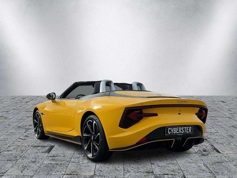Neu MG Cyberster 375 kW (510 PS) 2026 Inca yellow Cabrio